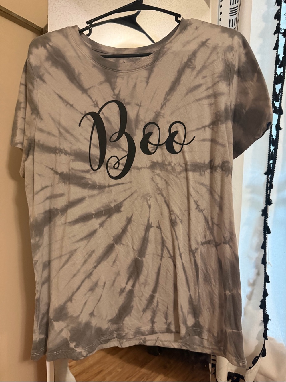 Women's 'Boo' Tie-Dye Short Sleeve Tee - Gray